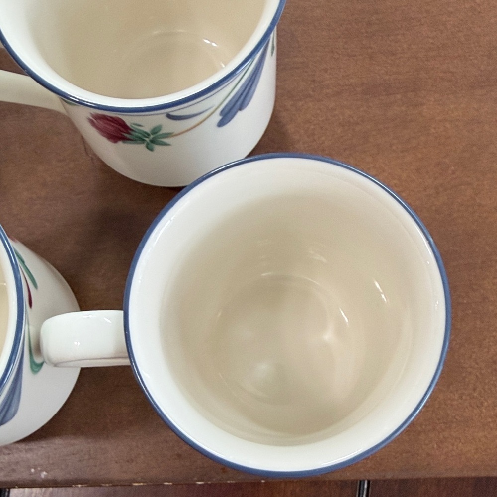 LENOX Chinastone, Poppies on Blue Floral Pattern Ceramic 5 Piece Mug Set - Picture 9 of 17